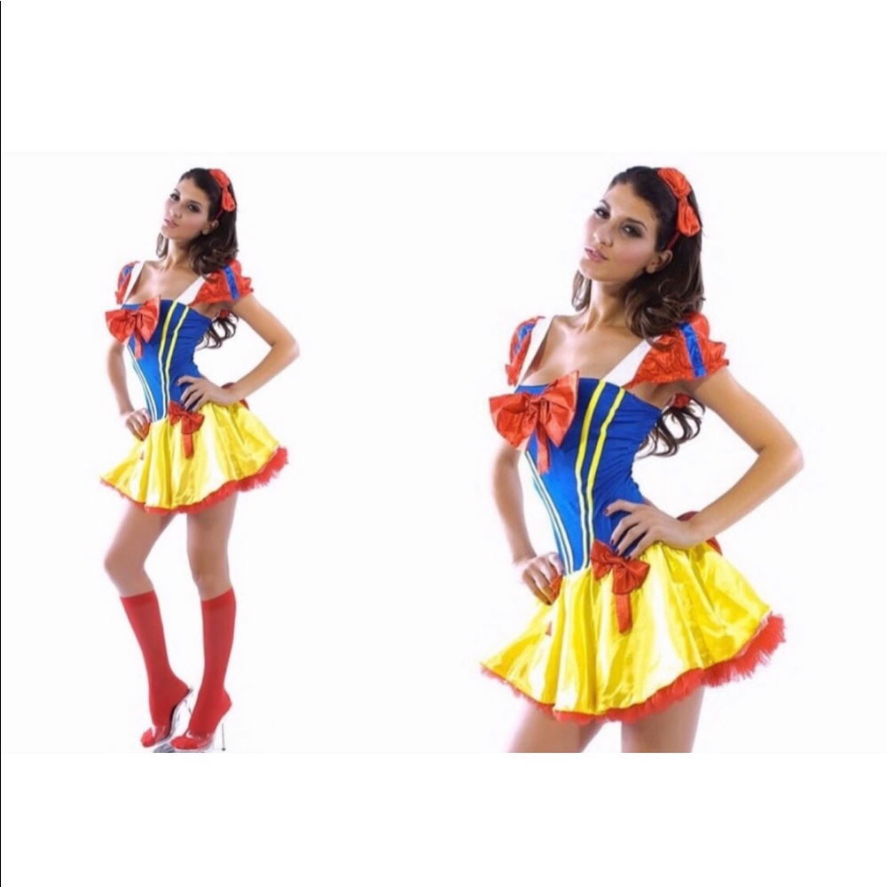 ⚠️‼️SOLD‼️⚠️ Sexy Snow White Halloween Costume